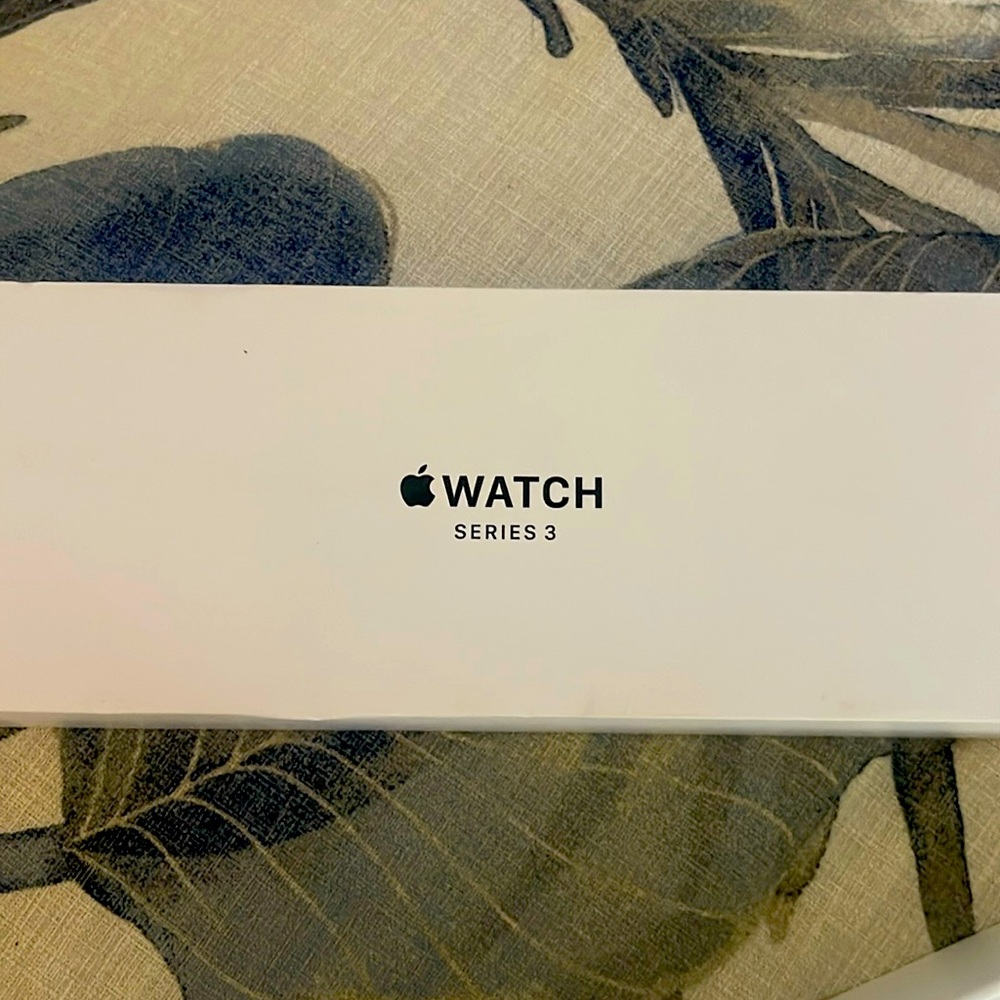Beautiful Apple Watch! Never used!